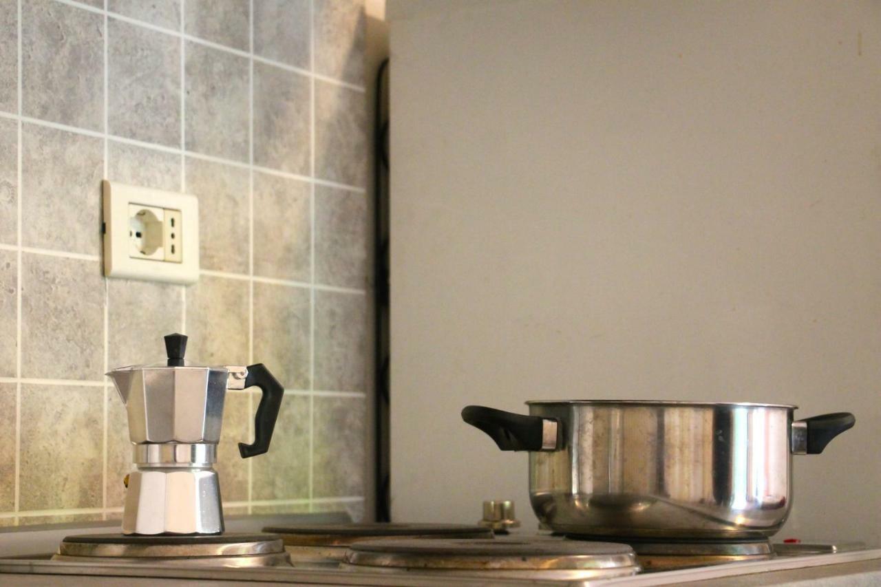 Basement Turati 3 -Consulates District Apartment มิลาน ภายนอก รูปภาพ